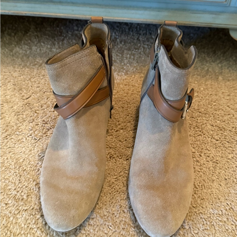 Authentic Coach Pauline 8 Women's Tan heels shoes Ankle leather Boots $298 - Picture 3 of 10